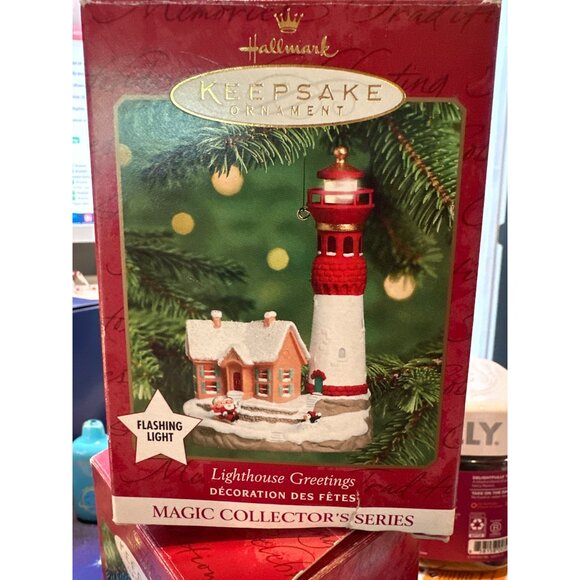 Hallmark Keepsake Ornament Lighthouse Flashing Light Greetings 2000 Lights Up - Picture 12 of 13